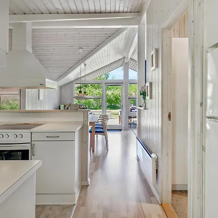 Holiday home Stunning In With Wifi Humble